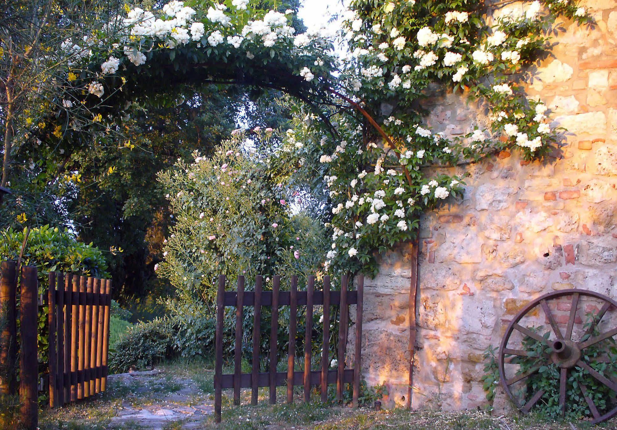 Fortezza De' Cortesi Σαν Τζιμινιάνο Εξωτερικό φωτογραφία